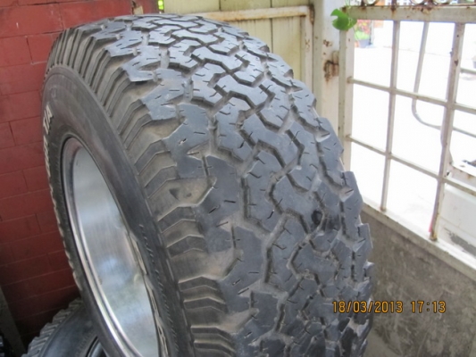 ขายล้อกล้วย พร้อมยาง BF 31 x 15 .........สวยๆ เชิญครับ