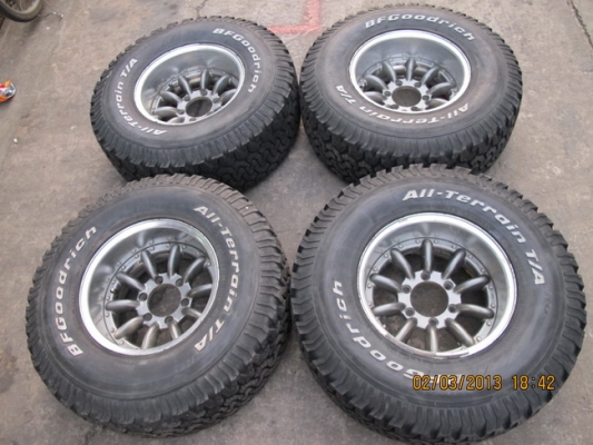 ขายล้อกล้วย พร้อมยาง BF 31 x 15 .........สวยๆ เชิญครับ