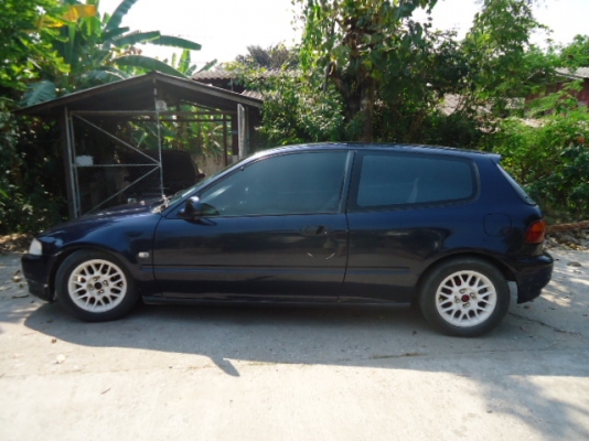 ขาย HONDA CIVIC 3DOORS EX ปี37 เกียร์ออโต้ สภาพใช้งานดี เครื่องเดิม คาร์บู กระจกไฟฟ้า พวงมาลัยพาวเวอร์ เบาะนอกยกชุด อยู่เชียงใหม่ครับ ขาย HONDA CIVIC 3DOORS EX ปี37 เกียร์ออโต้ สภาพใช้งานดี เครื่องเดิม คาร์บู กระจกไฟฟ้า พวงมาลัยพาวเวอร์ เบาะนอกยกชุด อยู่เชียงใหม่ครับ