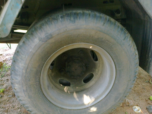 isuzu KS 3.9 DIESEL110แรง คันนึ้รถดเดิมๆทั้งคัน รถสวย เบรคมือเดิมๆยังใช้ได้