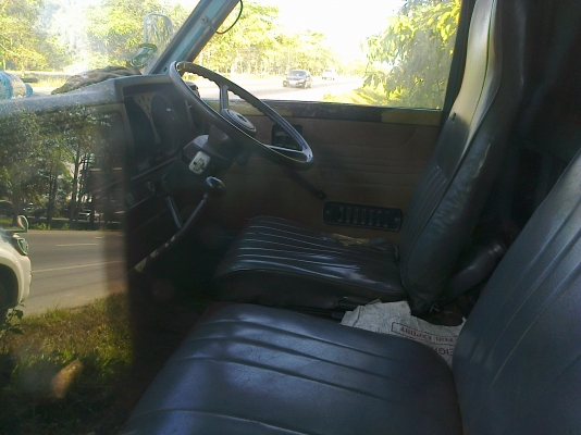 isuzu KS 3.9 DIESEL110แรง คันนึ้รถดเดิมๆทั้งคัน รถสวย เบรคมือเดิมๆยังใช้ได้