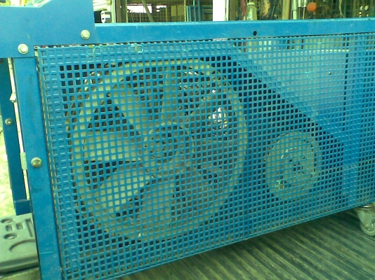 เครื่องอัดอากาศ 3 สูบ