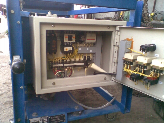 เครื่องอัดอากาศ 3 สูบ