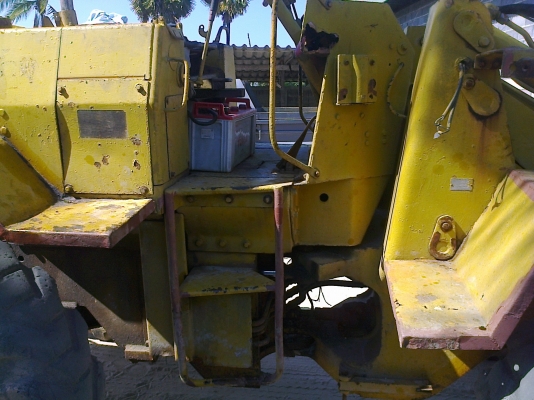 รถตักพร้อมใช้ CAT910 เลี้ยวเอว ยังใช้งานอยู่ ขับเคลื่อน4ล้อปรกติ
