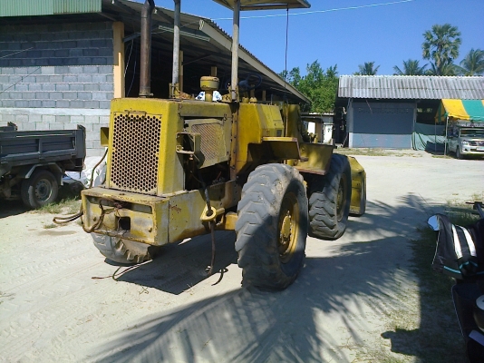 รถตักพร้อมใช้ CAT910 เลี้ยวเอว ยังใช้งานอยู่ ขับเคลื่อน4ล้อปรกติ