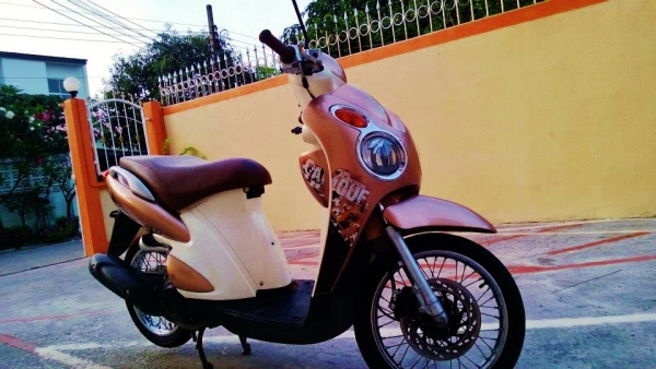 Jelato 2012 ทองสว่าง รถ 5 เดือน มีประกันศูนย์ ราคาถูก ต่อรองได้