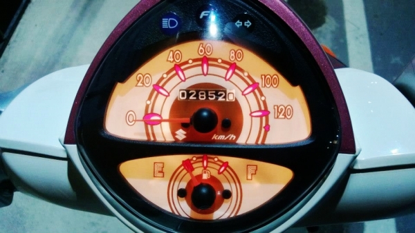 Jelato ชมพูลายหมี 2012 วิ่ง 2000 กิโล จอดมากกว่าวิ่ง งามๆ Jelato ชมพูลายหมี 2012 วิ่ง 2000 กิโล จอดมากกว่าวิ่ง งามๆ