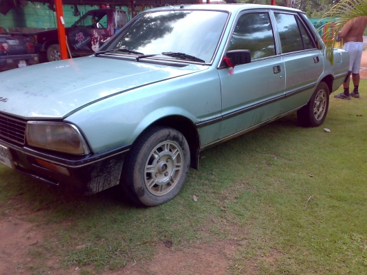ขายเปอโย505 GR ต้วใหญ่ ขายเปอโย505 GR ต้วใหญ่