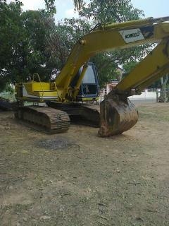 ขาย SK200-3 / เครื่องปั๊มดี ( รถทำงาน ราคาต่อรองได้! ) ขาย SK200-3 / เครื่องปั๊มดี ( รถทำงาน ราคาต่อรองได้! )