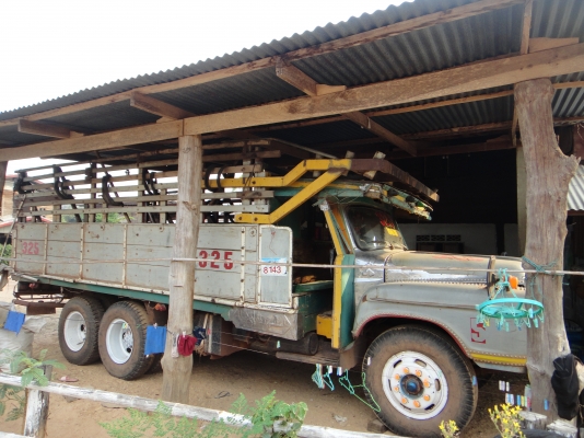 ขายรถบรรทุก10ล้อ หัวยาวเพลาเดียว สภาพดีพร้อมใช้งาน285000