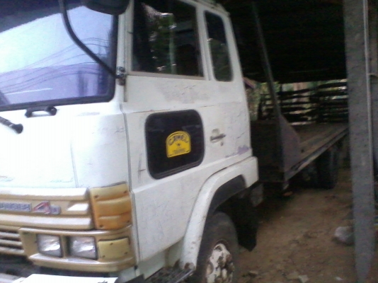 ขาย6ลีอบรรทุกพื้นเรียบ เครื่อง180แรงhino