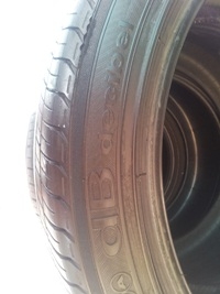 ขายยาง225/45/18 ยาง YOKOHAMA dB decibel ปี 10 ( 1คู่ )