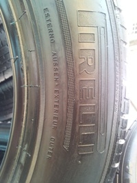 ขายยาง235/60/18 ยาง PIRELLI PZERO ROSSO ปี 10 ( 1 คู่ )
