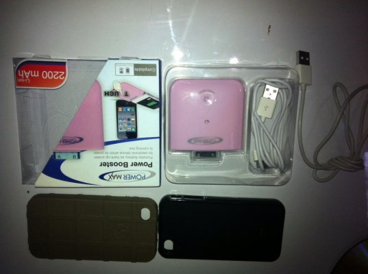 ขาย iphone 4  32gb สภาพ สวยๆ ราคา 12000 บาท