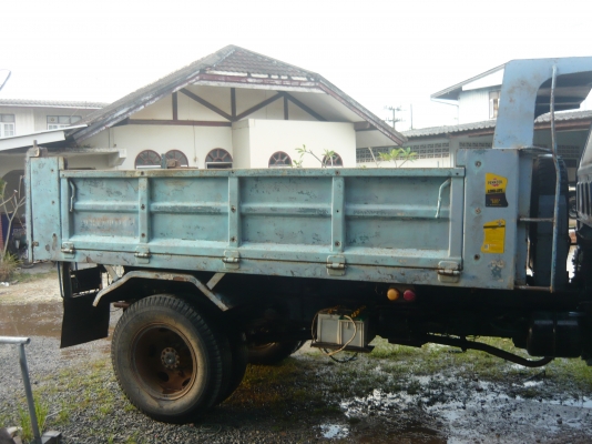 รถหกล้อ