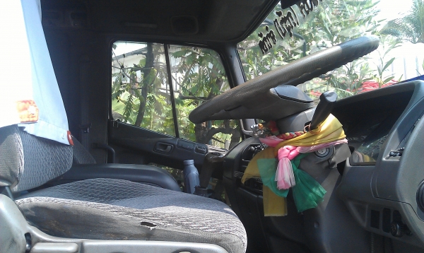 ขายรถ10กระบะพื้นเรียบสวยๆพร้อมใช้งาน