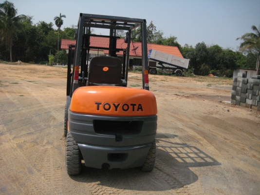 ขาย Fork lift โฟคลิฟ โตโยต้า นำเข้า รุ่น 6FD30 3 ตัน