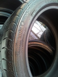 ขายยาง265/35/18 ยางContinental contisportcontact 3 ปี 10 (1เส้น )