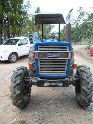 ขาย ISEKI TL-3201 32 แรง 4WD + โรตารี 125,000 ราคาลดได้นิดหน่อย ขาย ISEKI TL-3201 32 แรง 4WD + โรตารี 125,000 ราคาลดได้นิดหน่อย