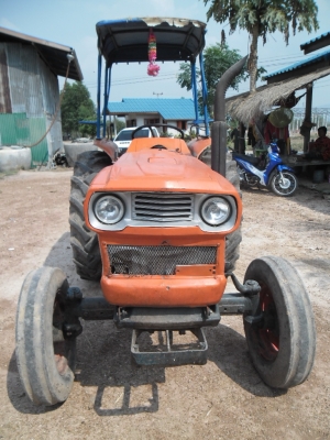 ขาย KUBOTA   L 3001   เพลาเดียว  65,000 บาท