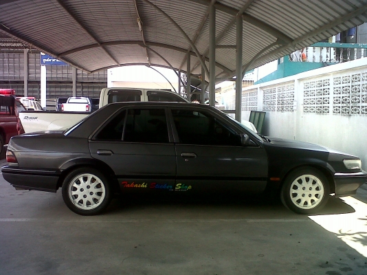 NISSAN BLUEBIRD