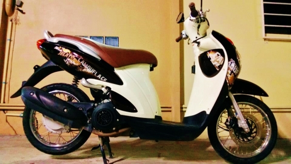 Jelato 2012 นํ้าตาล ลดล้างสต๊อค 22000 บาท เกรด A