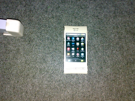 ขอขายมือถือLG Optimus GT540
