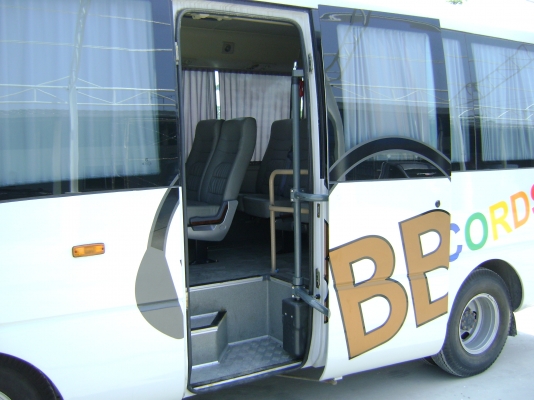 ขายรถบัด vip เครื่อง120แรง เทอร์โบอินเตอร์เบรกทิฟฟี่ ประตูไฟฟ้า แอร์เย็นหนาว เครื่องเสียงครบ เบาะ19ที่นั่ง ที่นั่งเอนนอนได้ทุกตัว ช่วงล่างใหม่เอี่ยม ไฟฟ้าทั้งคัน ยางใหม่7เส้น ราคานี้หาไม่ได้อีกแล้ว