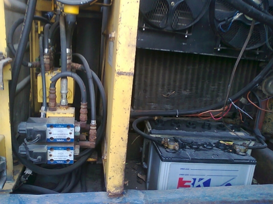 ขายด่วน..KOMATSU PC120-5  คอนโทรลยาว รถสวย มีระบบไฟฟ้า ทำงานดีไม่มีร้อน ประหยัดน้ำมันสุดคุ้ม ราคาต่อรองได้.