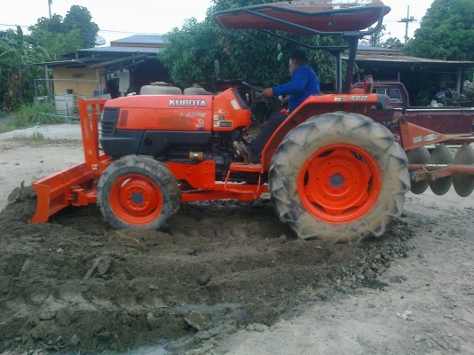 ขายรถไถ KUBOTA L4508 สภาพพร้อมใช้งาน