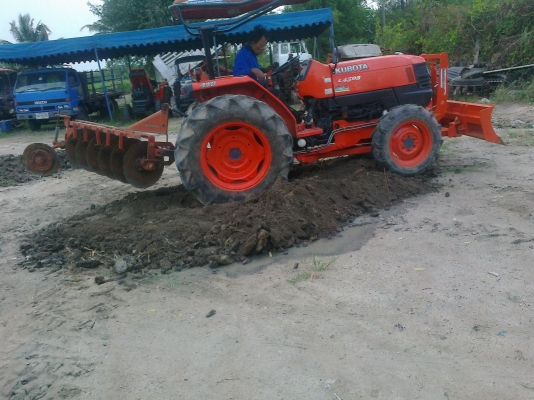 ขายรถไถ KUBOTA L4508 สภาพพร้อมใช้งาน