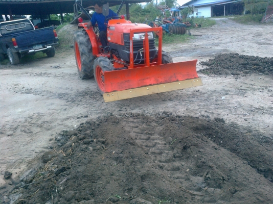 ขายรถไถ KUBOTA L4508 สภาพพร้อมใช้งาน