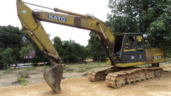 Kato 200 sd700