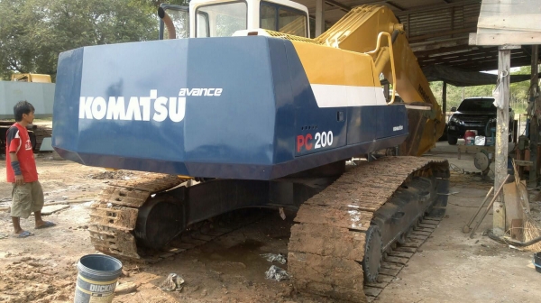 Komatsu PC200-5