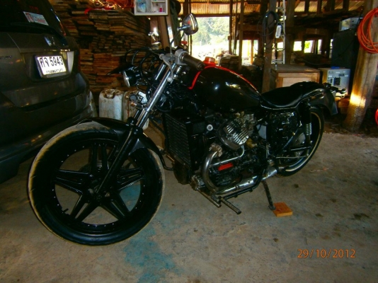 ขายรถช๊อปเปอร์  Honda gl500 แนว Hardcore