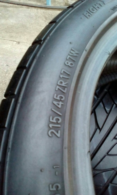 215/45R17  NITTO NT555 ชุด 4 เส้น.  tel.081-427-3941
