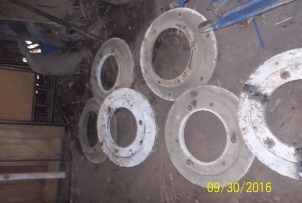 ขายเวดถ่วงล้อหลังฟอร์ด ทั้งชุด มี 6 อัน ขายเวดถ่วงล้อหลังฟอร์ด ทั้งชุด มี 6 อัน