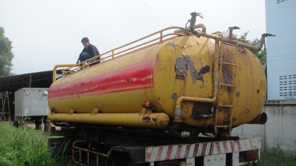 ถังน้ำ 15000 ลิตร สภาพพร้อมใช้ ราคาถูก ถังน้ำ 15000 ลิตร สภาพพร้อมใช้ ราคาถูก