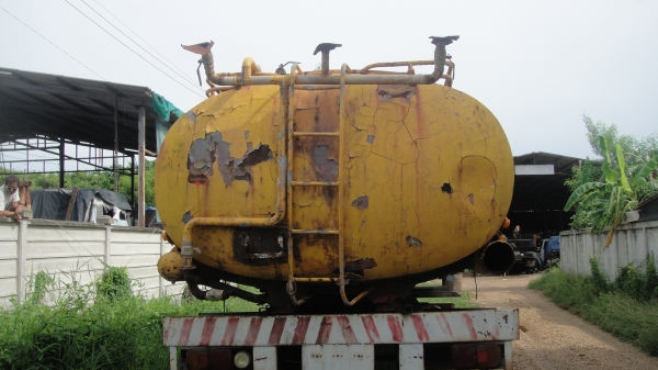 ถังน้ำ 15000 ลิตร สภาพพร้อมใช้ ราคาถูก ถังน้ำ 15000 ลิตร สภาพพร้อมใช้ ราคาถูก