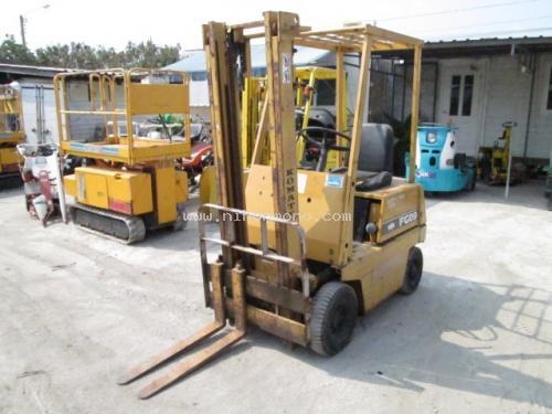 รถยก รหัสสินค้า : 14001671 ยี่ห้อ : KOMATSU รุ่น : FG09-2