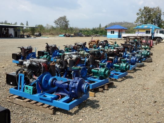 ยังประกอบเครื่องยนต์ชนปั๊มน้ำกันทุกวันเหมือนเดิม ปั๊มน้ำแรงดันสูงชนเครื่องยนต์ดีเซล คัดเครื่องดีชนปั๊มขยายช่องน้ำใหญ่ ทำให้ได้น้ำที่มากกว่าปั๊มทั่วไปเป็นเท่าตัว