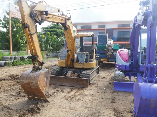 **390,000 บาท** รถขุดเก่าญี่ปุ่น KATO HD205UR เครื่องยนต์ K4N สภาพเดิมๆจากญี่ปุ่นตรวจเช็คพร้อมใช้ **390,000 บาท** รถขุดเก่าญี่ปุ่น KATO HD205UR เครื่องยนต์ K4N สภาพเดิมๆจากญี่ปุ่นตรวจเช็คพร้อมใช้