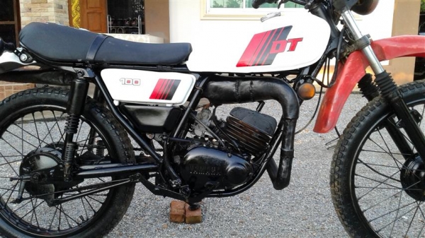 ขาย DT100 เครื่องดีคัยสตาร์ทคันเกียร์โครงไม่เชื่อมเหมาะเอาไปปั้นต่อออกใบซื้อขาย 8900 บาท