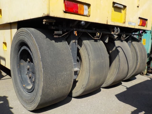 7ล้อยาง SAKAI T2 #20436 4,431 ชม. ปี1989 นำเข้าจากญี่ปุ่น โทร. 062-709-1748 ธีรเทพ