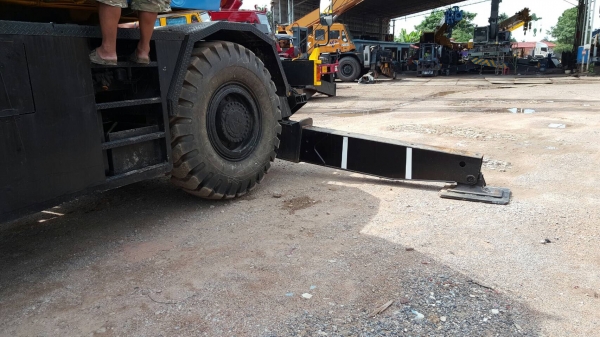 ต้องการขายรถเครน 4 ล้อ TADANO(M4) 25ตัน