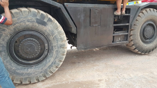 ต้องการขายรถเครน 4 ล้อ TADANO(M4) 25ตัน