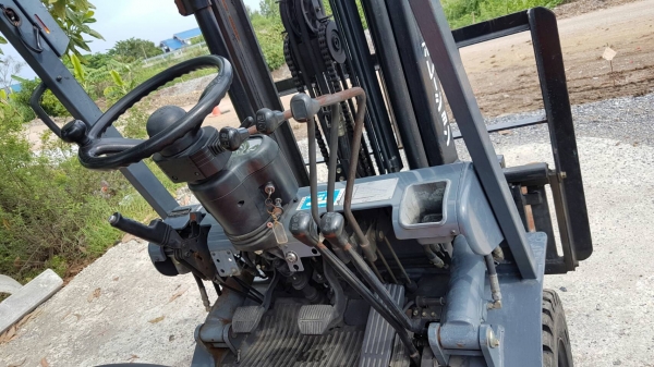 ขายด่วนรถยก TOYOTA 6FG15ยก1.5ตันเสาสูง3เมตรทูฟรีแผ่งงาสไลย์ได้ยางตัน4เส้นรถนอกนำเข้ายังไม่เคยใช้งานในเมืองไทยเลย=รุ่นใหม่ขายถูกๆๆ