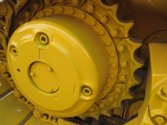 รถแทรกเตอร์ KOMATSU รุ่น D 85