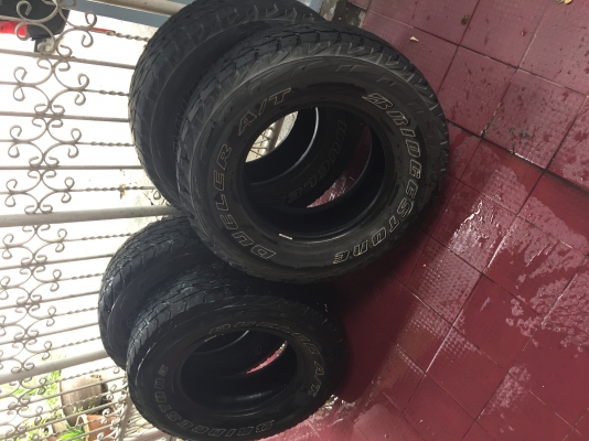 ขายยาง บริดสโตน 265-70r16 ดอกสวยๆปี12 ราคา4000 ขายยาง บริดสโตน 265-70r16 ดอกสวยๆปี12 ราคา4000