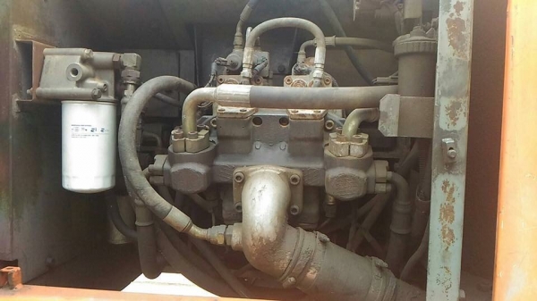 ขออนุญาตขายhitachi zx-1 สเป้กญี่ปุ่นแท้เอกสารอินวอยไฟฟ้าครบพร้อมใช้งานราคา1280000บาทสนใจติดต่อช่างดำ 0853224877-0988930465ครับผม